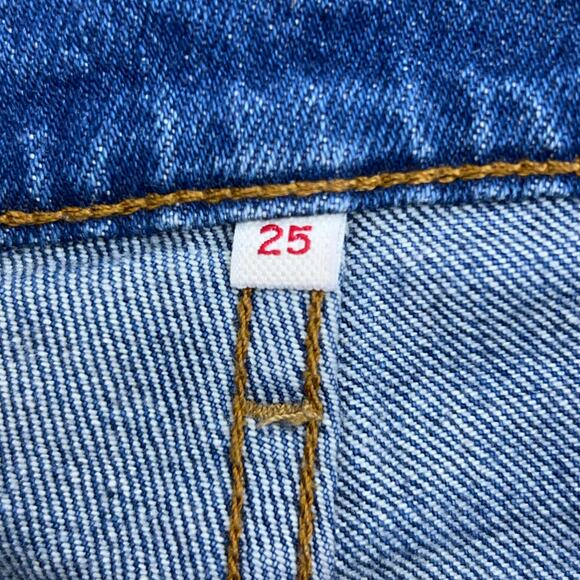 Levis Womens Size 25 Wedgie Fit Straight Jeans Cuffed Medium Wash Button Fly - Picture 9 of 14